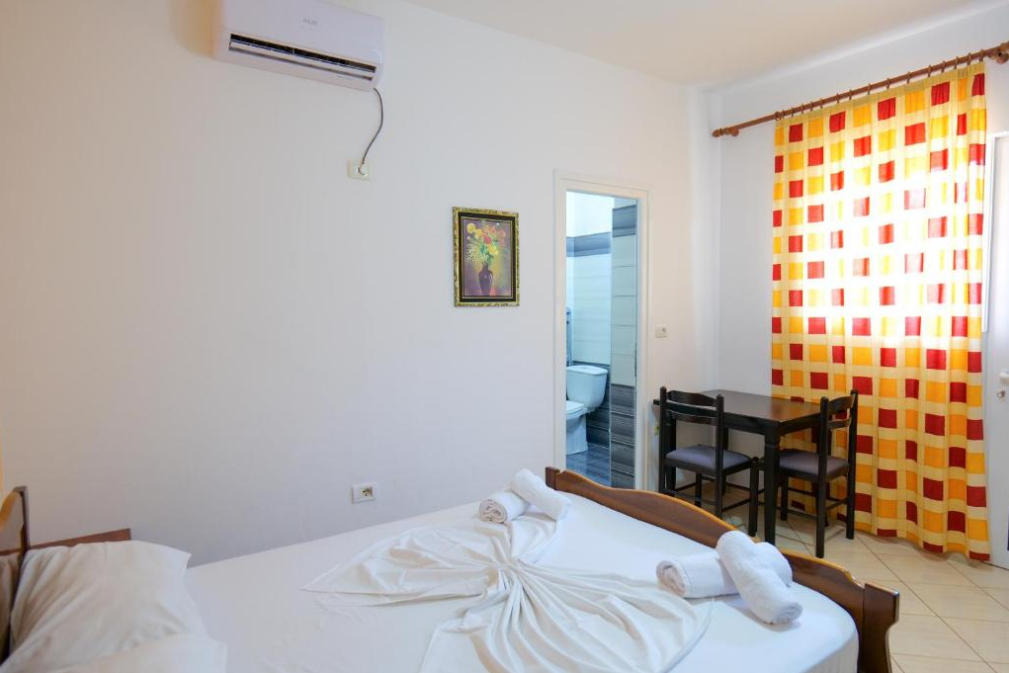 ilias house rooms