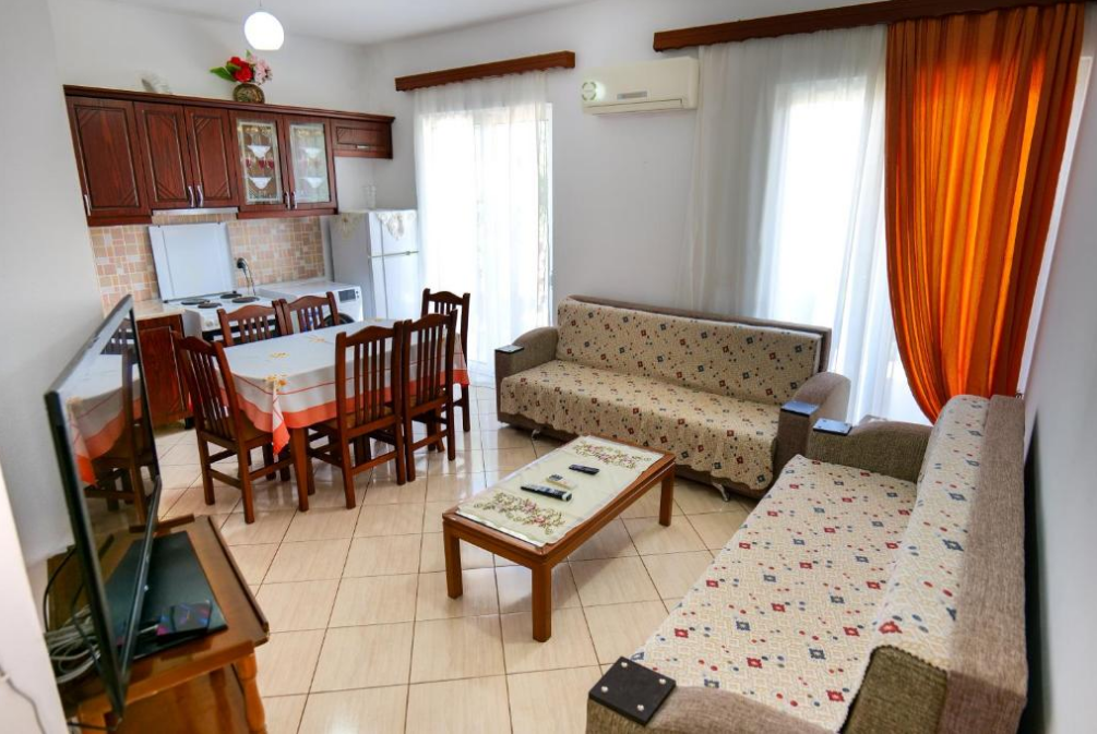 ilias house rooms
