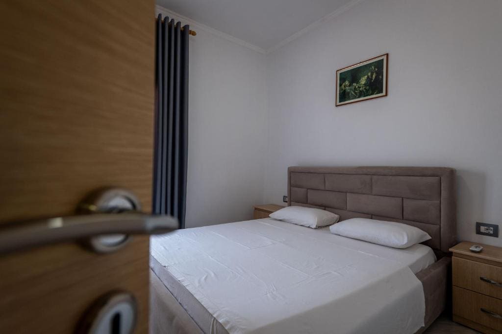 Room 3
