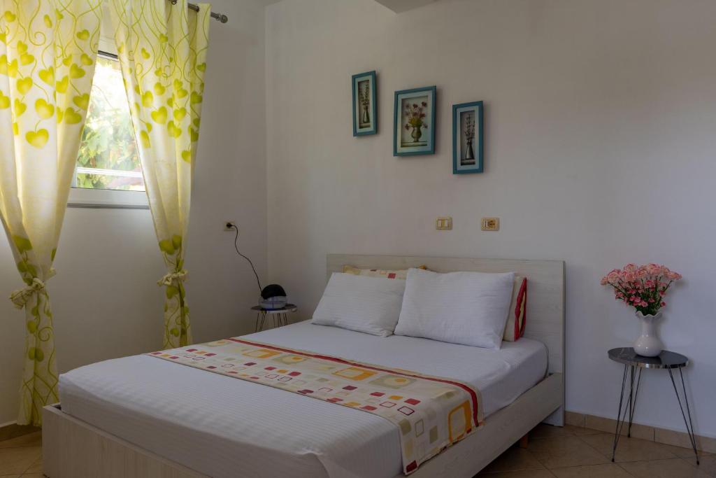 basic-triple-room-1