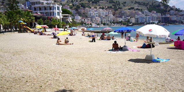Plazhi i Ri